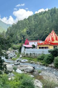 about us kainchi dham